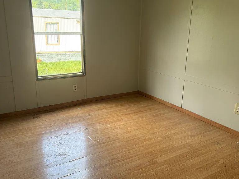 249 Hamilton Addition Rd — Photo 9