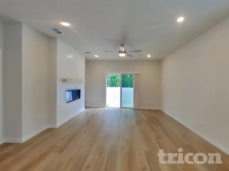 14881 Praline Ct — Photo 4