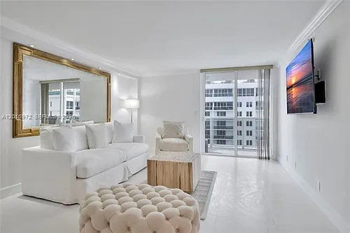 2401 Collins Ave #1805 Photo 1