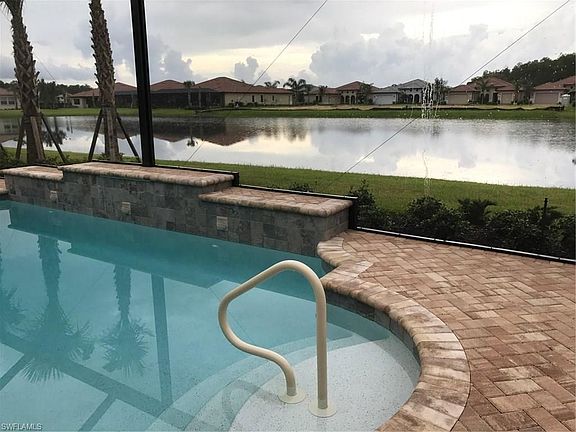 3rd image of 10374 Fontanella Dr