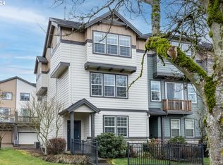 722 N Oak Hollow Dr, Newberg, OR 97132