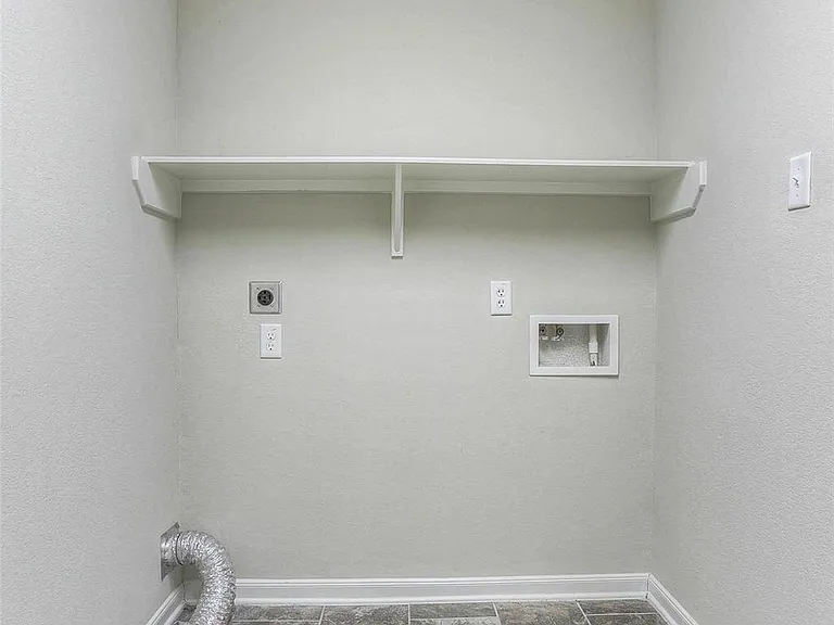 3720 Daisy Ln — Photo 20