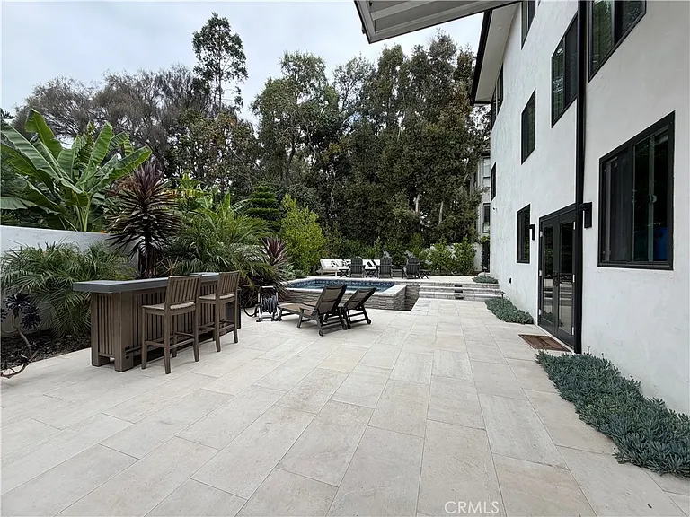 363 Newport Glen Ct — Photo 4