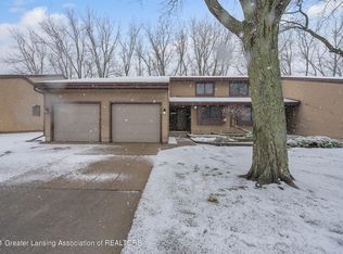 2016 Provincial House Dr #11, Lansing, MI