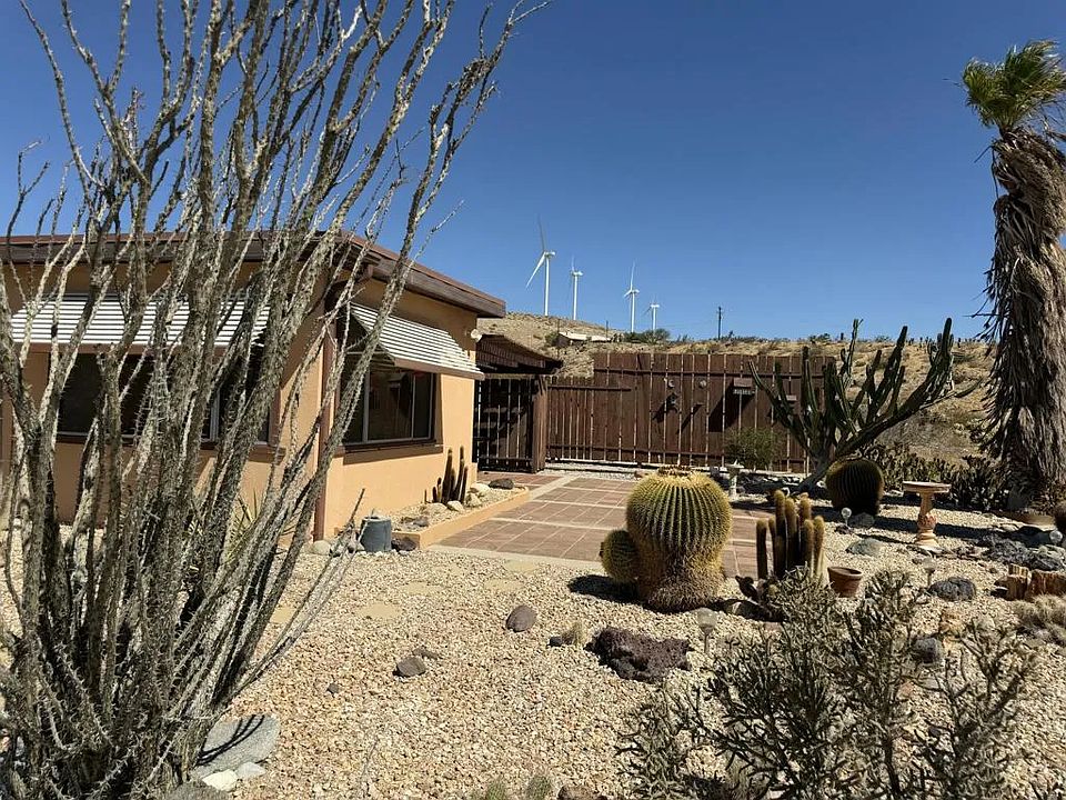 2nd image of 14855 San Jacinto Rd