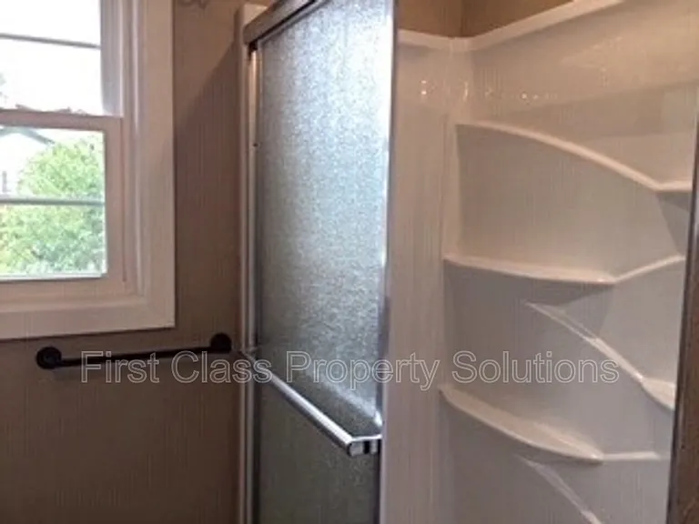 7001 NW 45th St — Photo 20