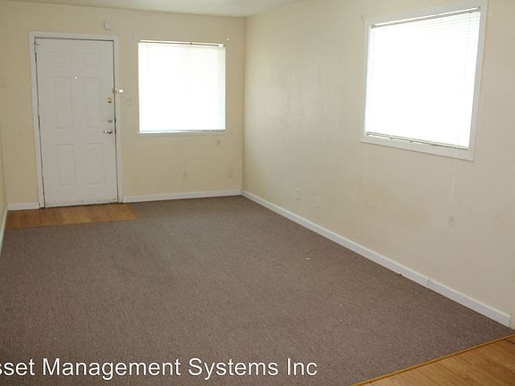 2nd image of 2504 Louise St APT 217