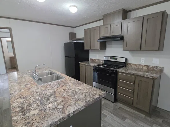 814 S Ruth Ave, Sioux Falls, SD 57106