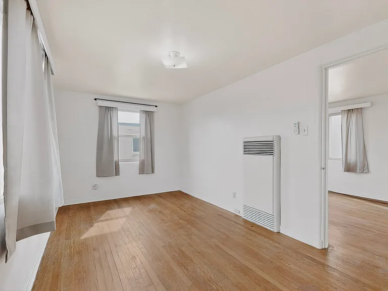 4404 Lomas Blvd NE #1 — Photo 17