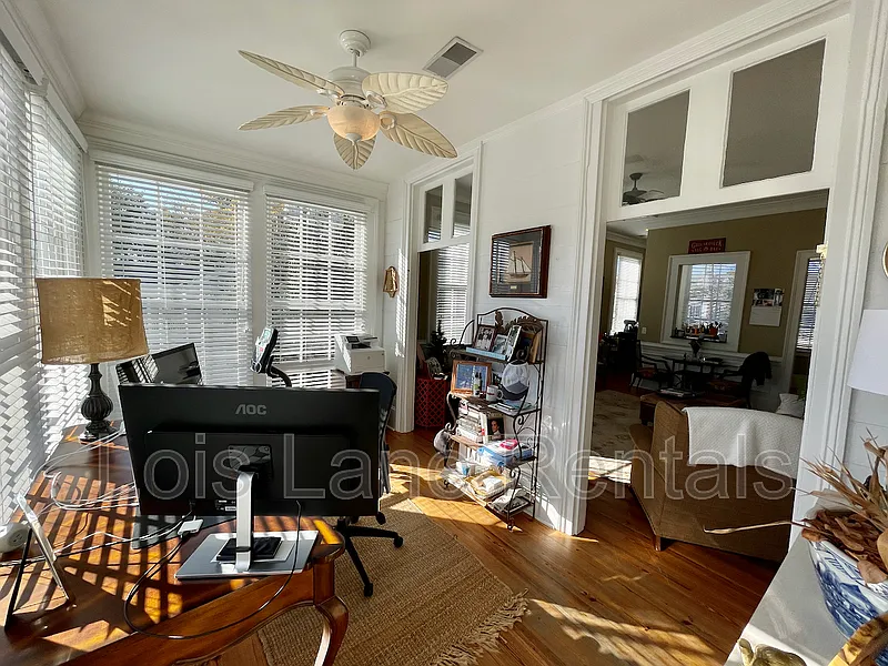 Building Photo - 192 Wentworth St #B
