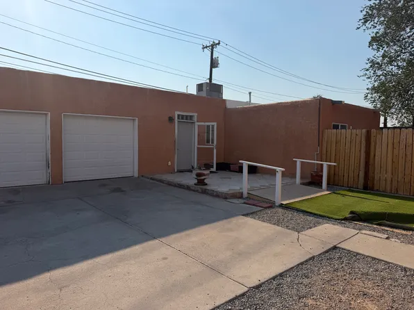 2615 Morningside Dr NE #B, Albuquerque, NM 87110