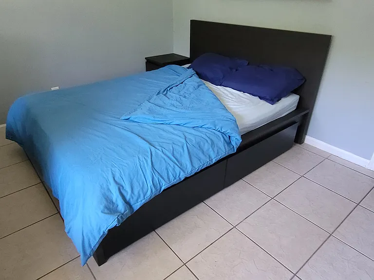 8847 Sunset Dr — Photo 1
