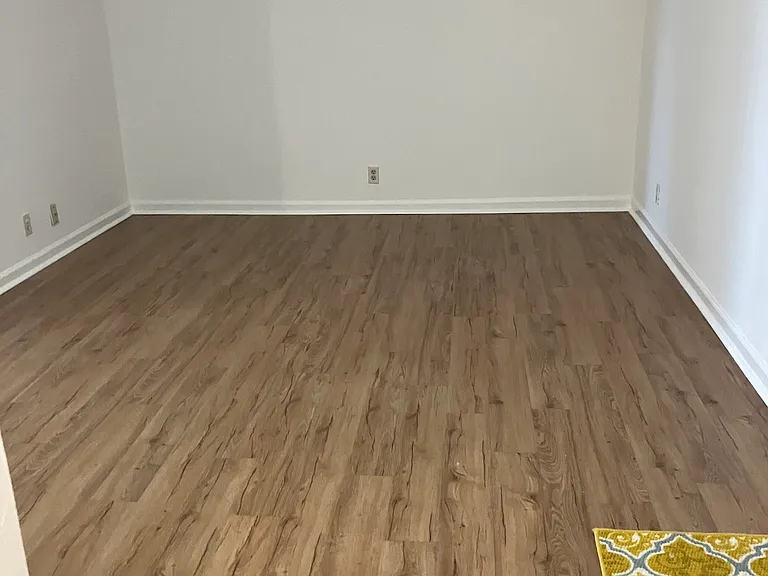 2325 Elliston Pl #204 — Photo 4