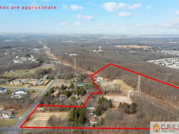 403 Ticetown Rd, Old Bridge, NJ 08857