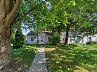 4128 Elmhurst Ave, Royal Oak, MI 48073
