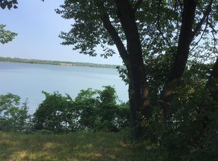 5238 Island View Dr, Browns Valley, MN 56219