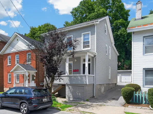 54 Gifford Avenue, Poughkeepsie, NY 12601