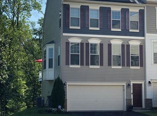 7121 Sotheby Way, Lorton, VA 22079