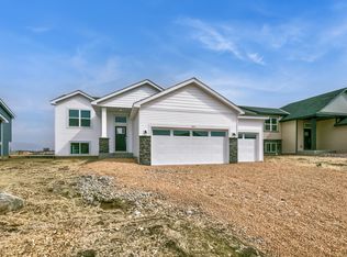 804 Erickson Ln, Buffalo, MN 55313