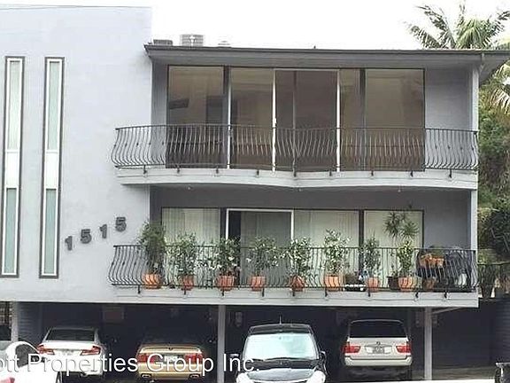 3rd image of 1515 S Beverly Glen Blvd APT 8