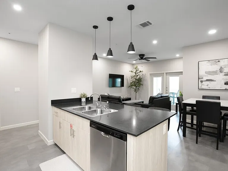 Palma Vista Apartments — Photo 18