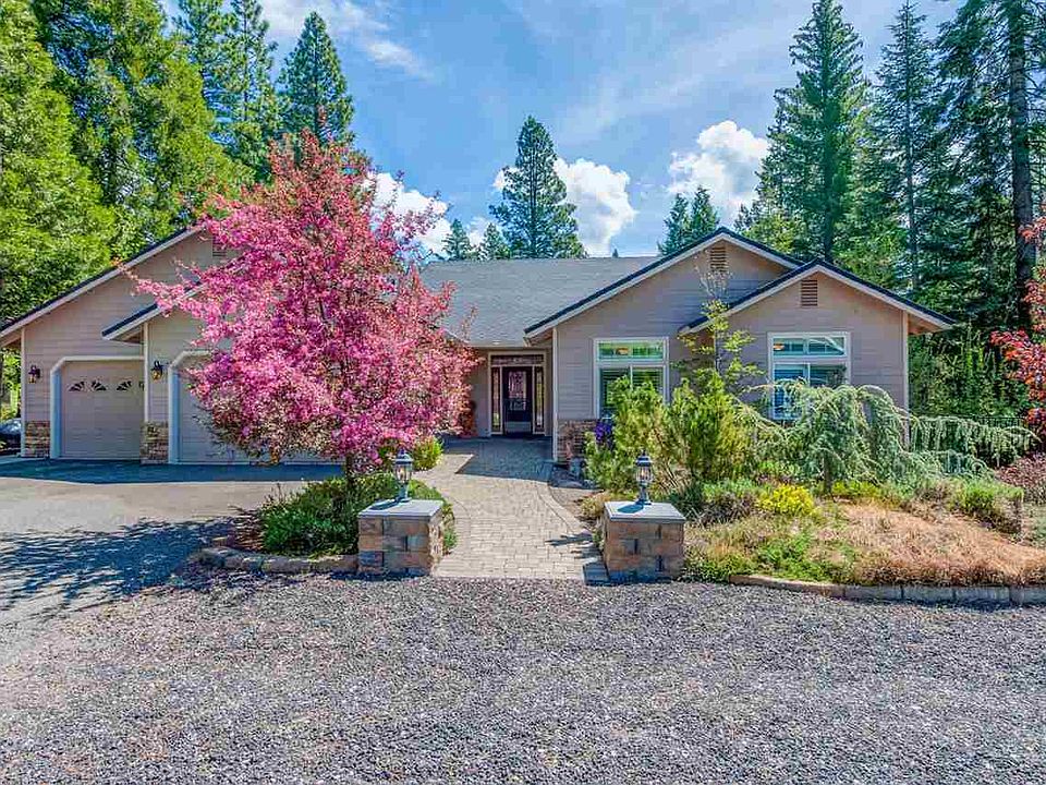 1st image of 123 Highwood Cir