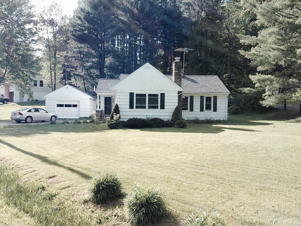 1st image of 7413 Park Dr