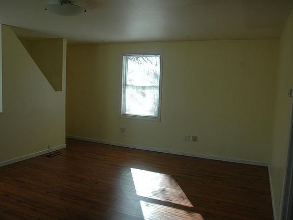 This side of living room get's plenty of sunlight in the late afternoon.