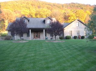 103 Husick Ln, Saxton, PA 16678