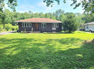 7707 Montana St, Merrillville, IN 46410