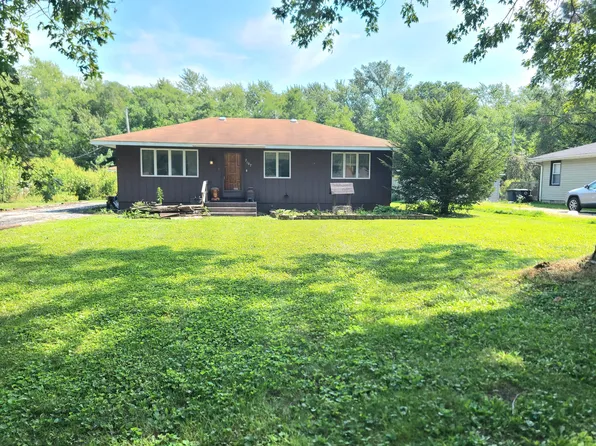 7707 Montana St, Merrillville, IN 46410