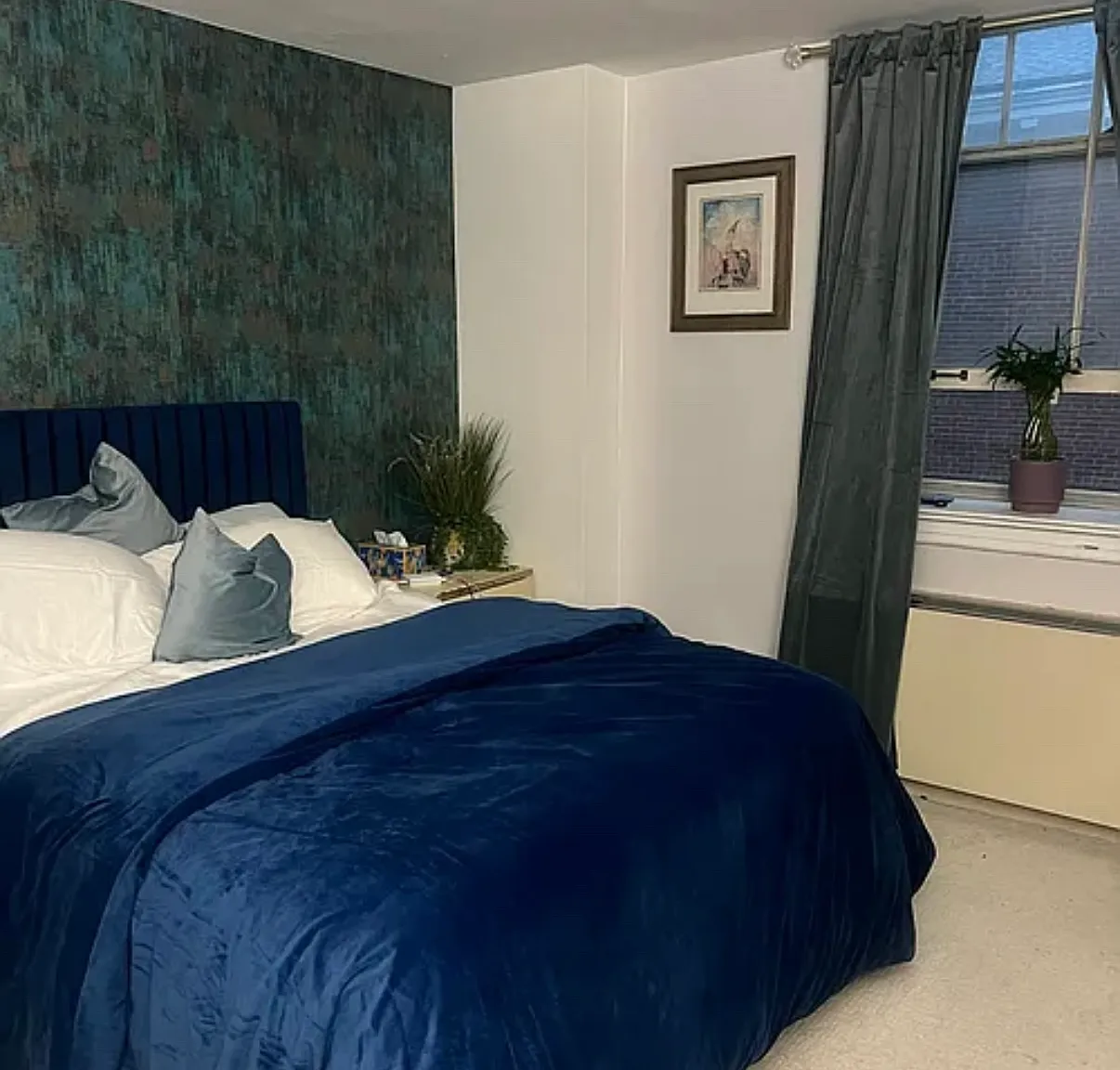 3 bed, 1400 sqft, $4,200 — Photo 2