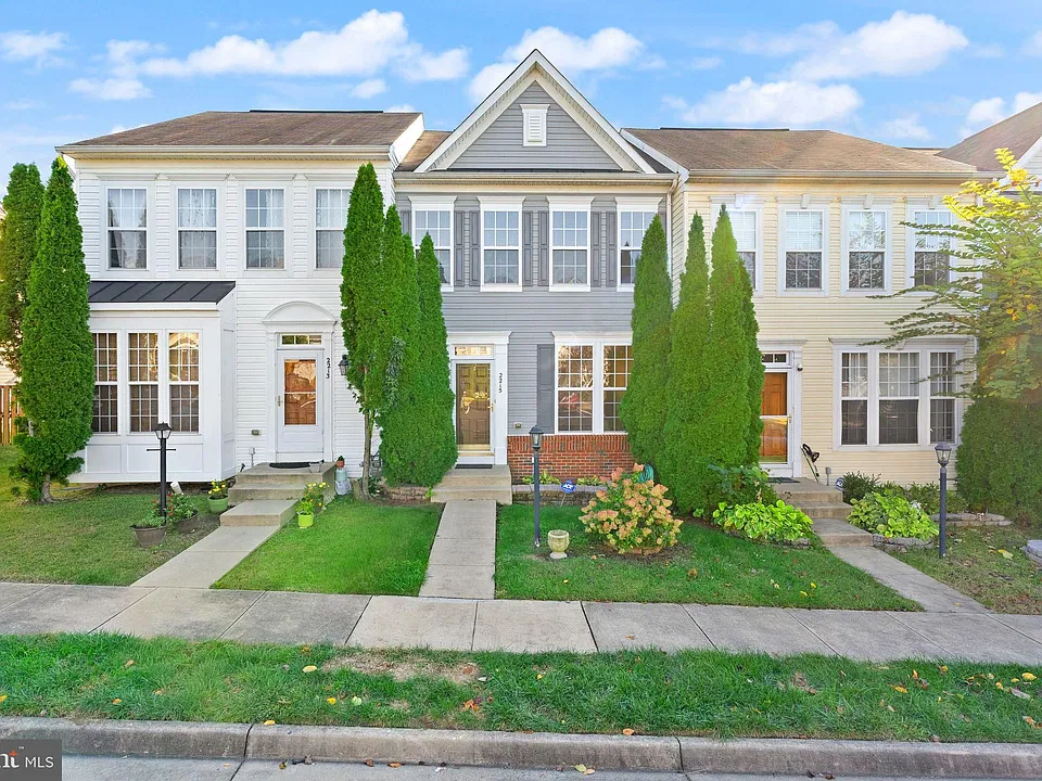 2215 William Harris Way
