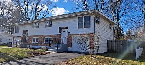 11 Jules Dr #A Photo 1