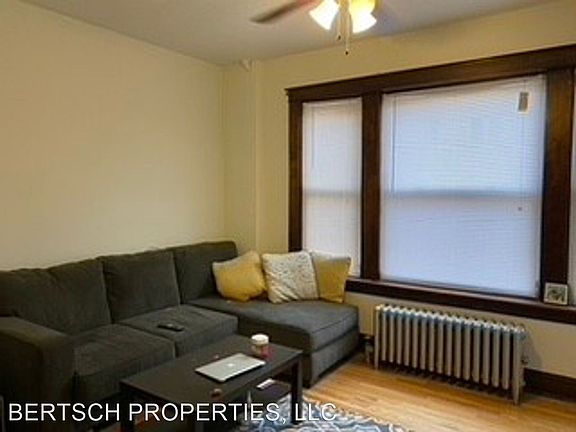 5th image of 1517 W Waveland Ave #1