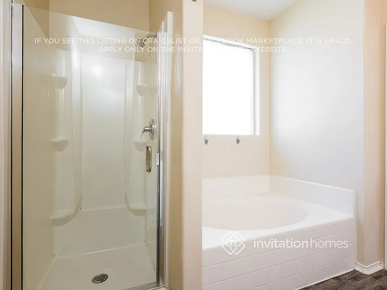 11748 Netleaf Ln — Photo 13