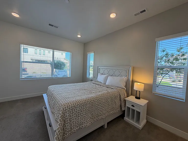 5801 S Garnet Dr #1101 — Photo 13