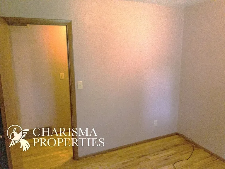 3004 S West Ave — Photo 23