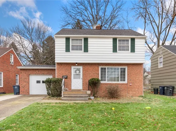 1375 Cranover Rd, Lyndhurst, OH 44124