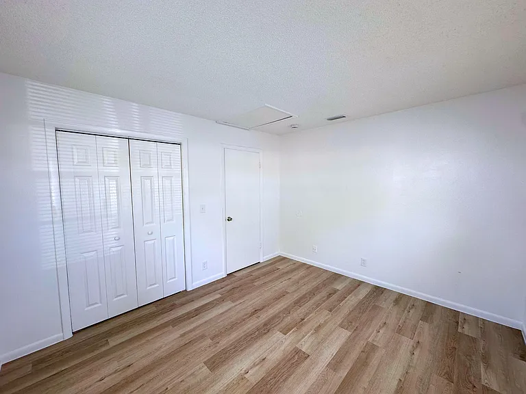 3662 Davis Rd — Photo 13
