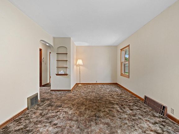 3rd image of 3139 N 75th STREET