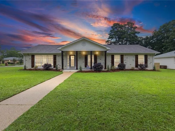 6208 Pine Needle Dr S, Mobile, AL 36609