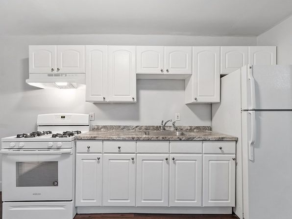 31 Mill St APT 3