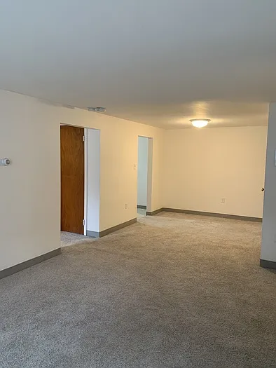 7 Harris Cir #2 — Photo 7