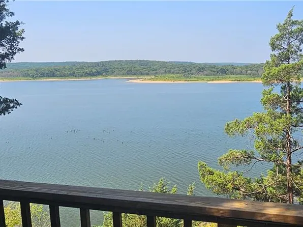 575 SE 1291st Rd #A, Clinton, MO 64735