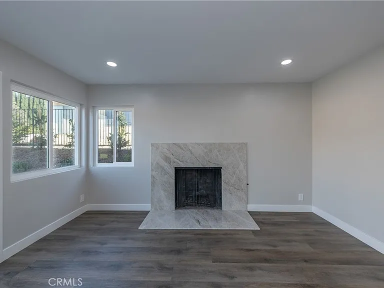 980 S Loyola Dr — Photo 17