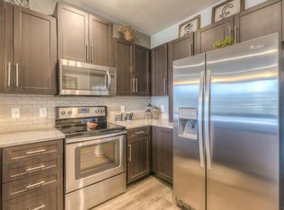 8201 Quivira Rd #7106, Lenexa, KS 66215