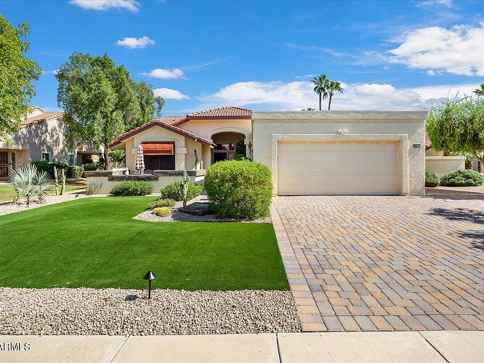 1st image of 20019 N Alta Loma Dr