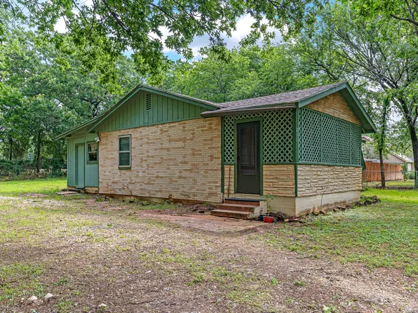 211 Strait Ln, Hickory Creek, TX 75065