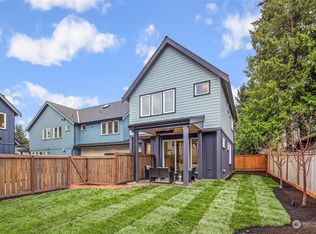 7335 122nd Ave NE, Kirkland, WA 98033